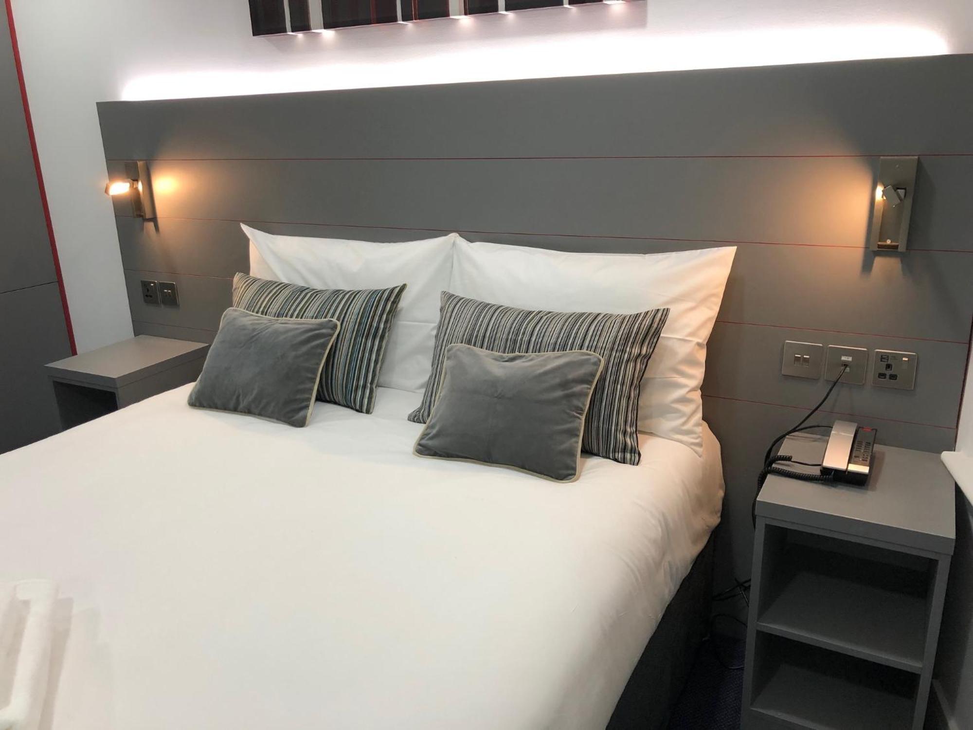Ilford Hotel Goodmayes Dış mekan fotoğraf