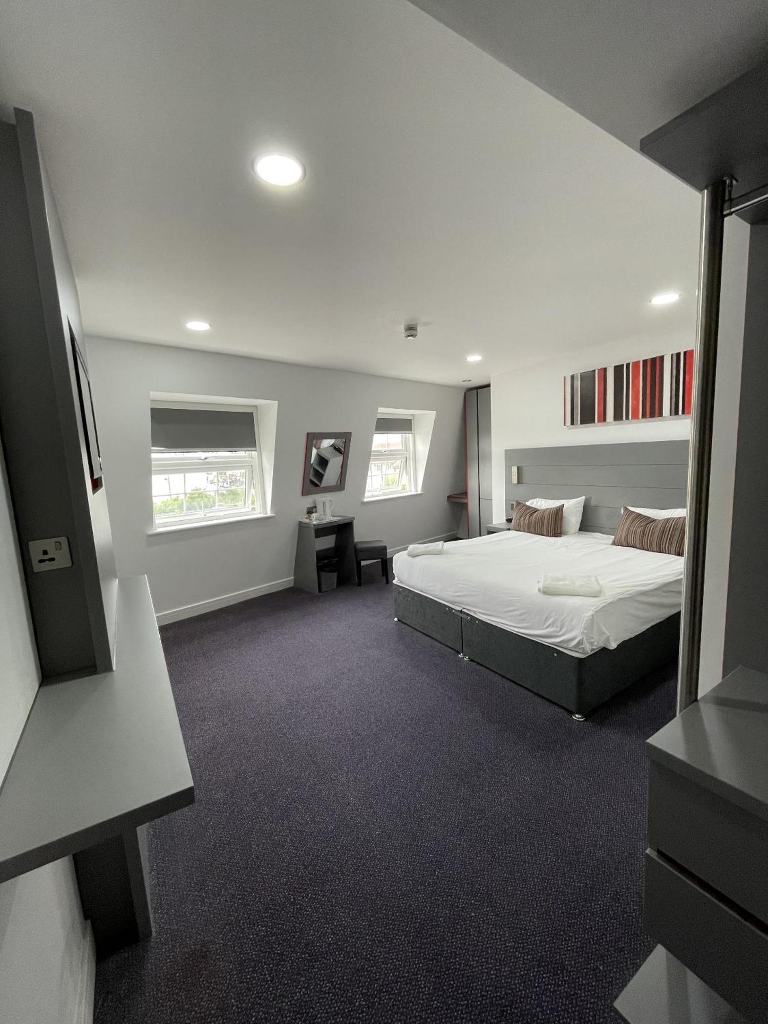 Ilford Hotel Goodmayes Dış mekan fotoğraf