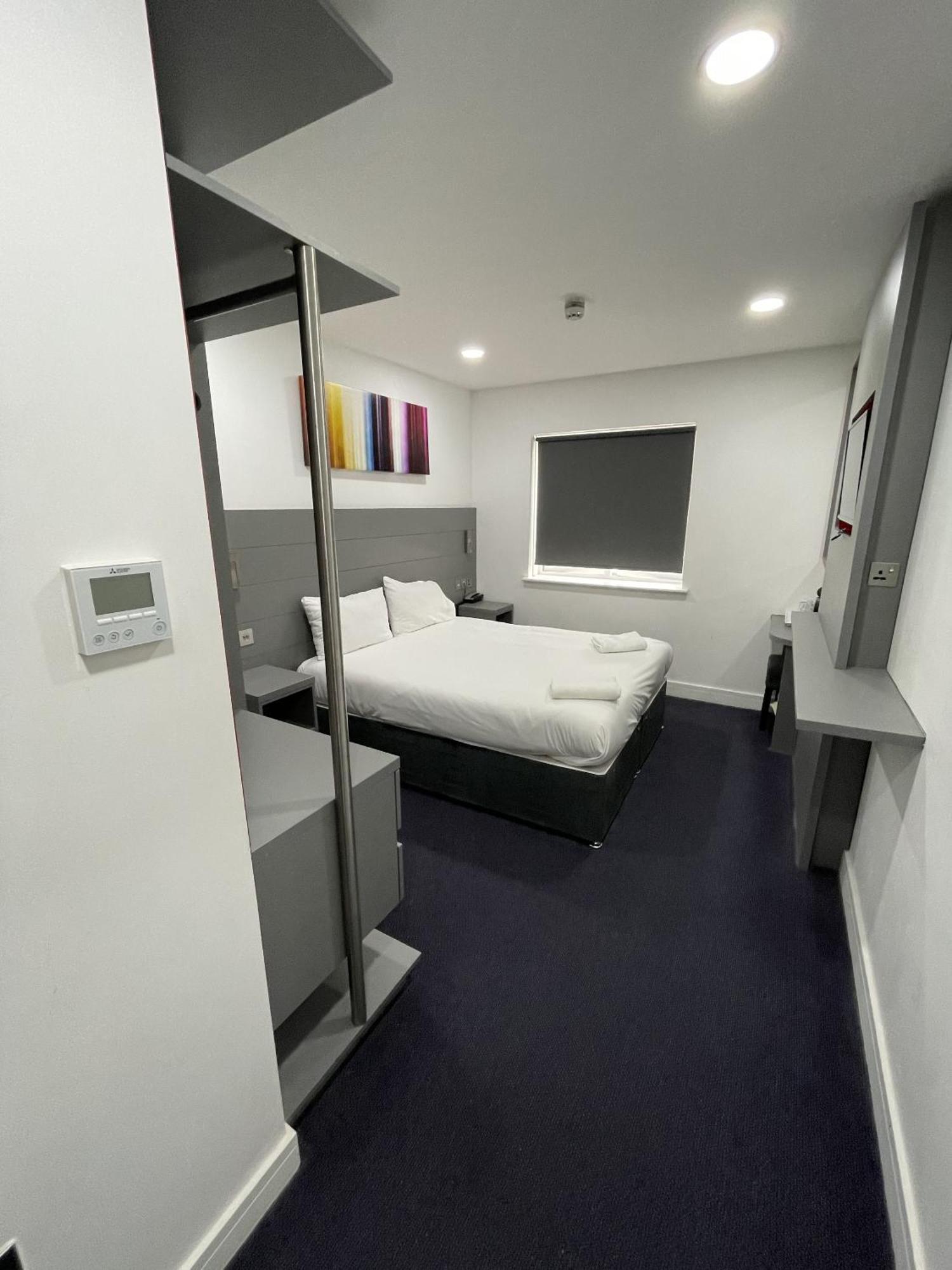 Ilford Hotel Goodmayes Dış mekan fotoğraf